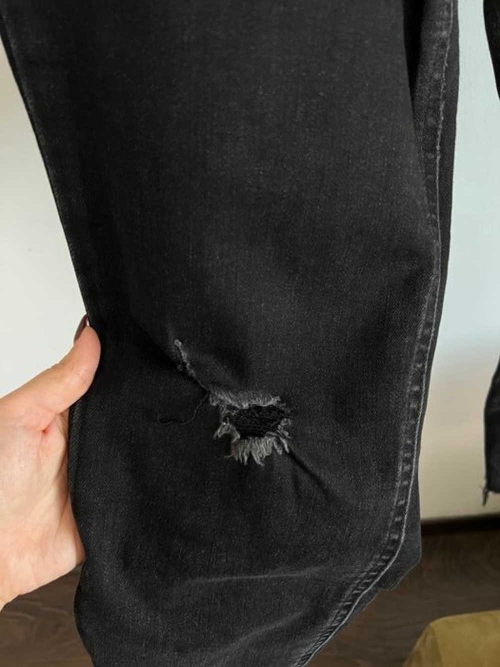 Pull&Bear Black Ripped Jeans - Picture 3 of 3